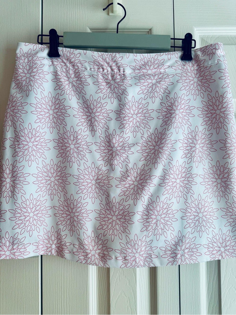 Pebble Beach Performance PINK & WHITE FLORAL Mini Skort, Size 12